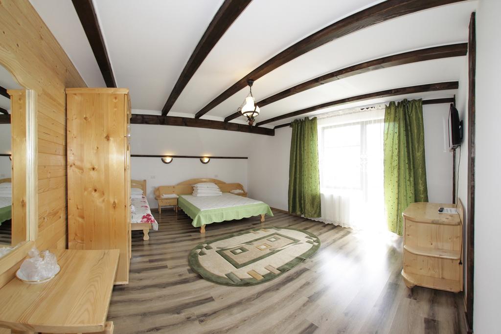 Pensiunea Lacramioara Săcel Exterior foto